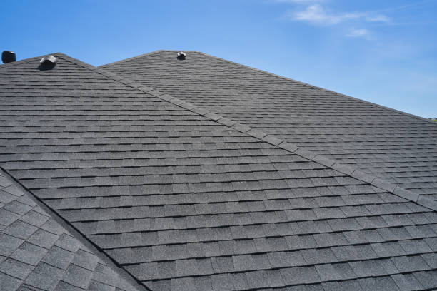 Best Roof Moss and Algae Removal  in Weaverville, CA